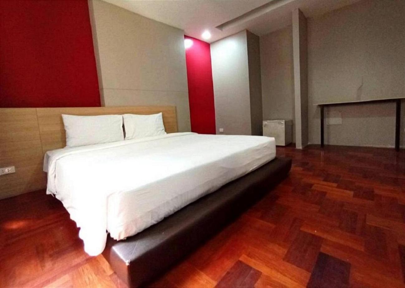 Go Inn Bts Surasak Silom Bkk โกอินน์ บีทีเอส สถานีสุรศักดิ์ バンコク都 エクステリア 写真